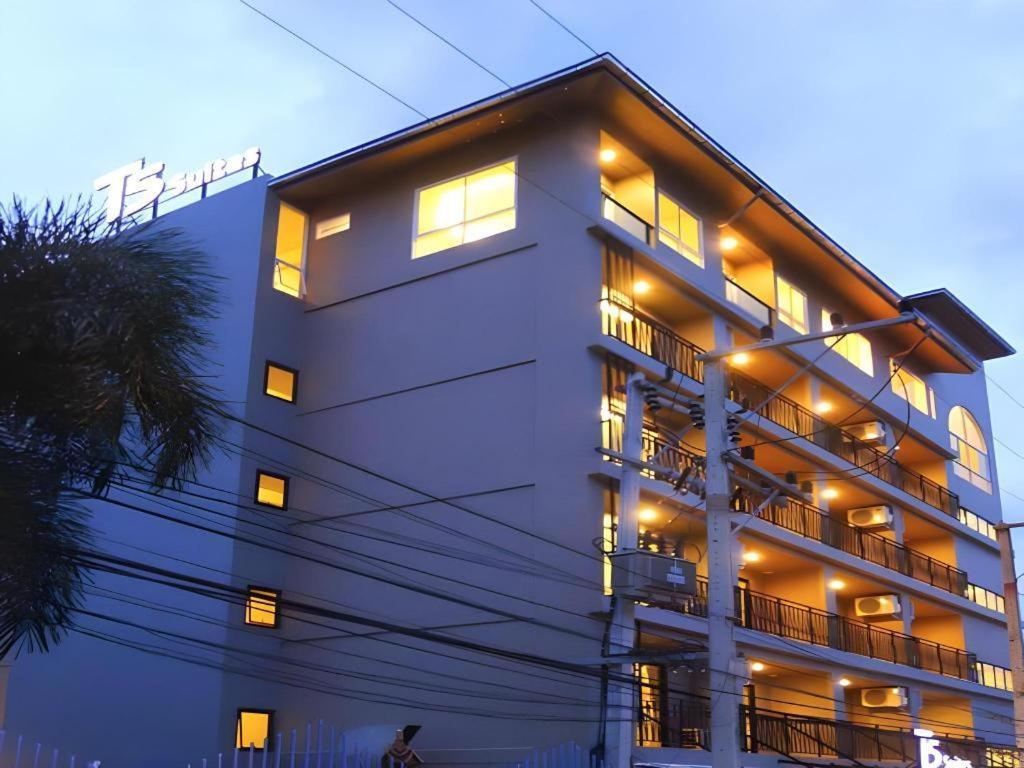 T5 Suites Pattaya Exterior foto