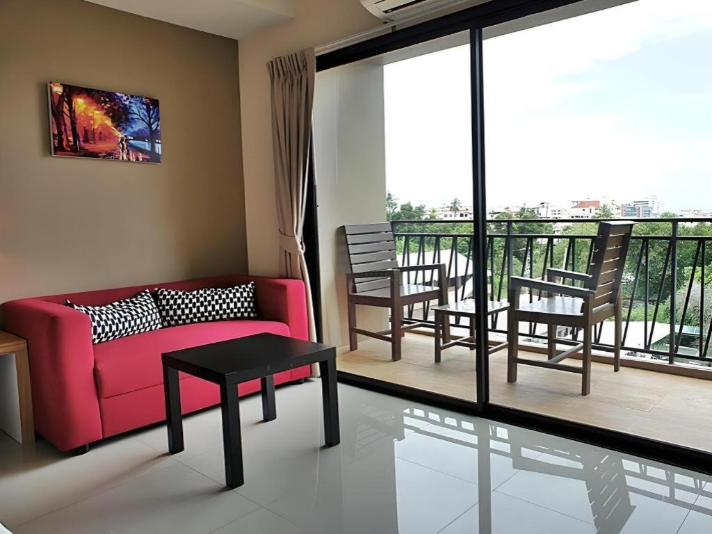 T5 Suites Pattaya Exterior foto