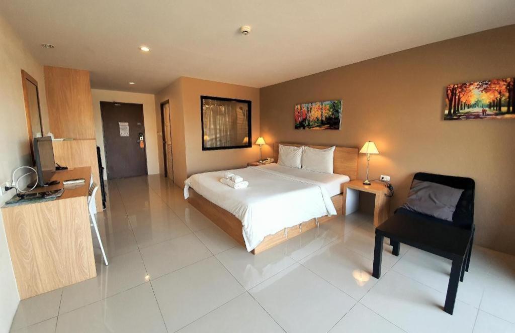 T5 Suites Pattaya Exterior foto