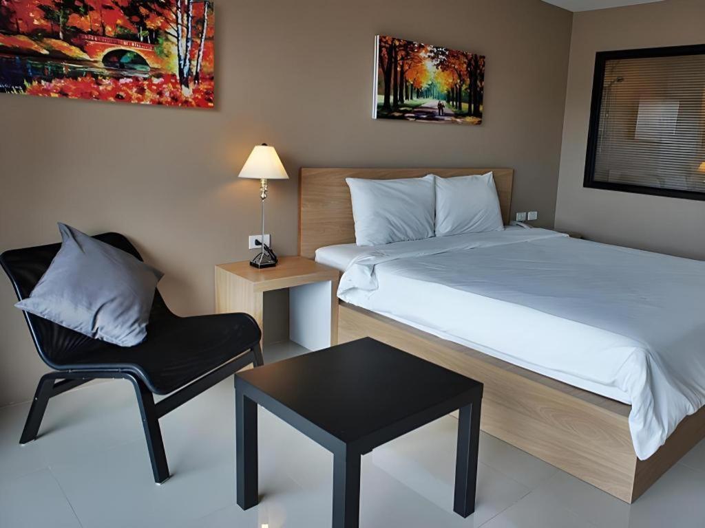 T5 Suites Pattaya Exterior foto